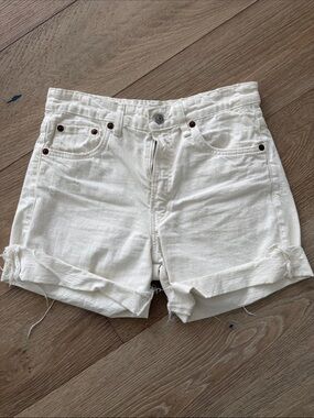Zara White Rolled Hem Women’s Denim Shorts